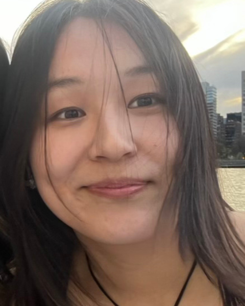 Cathy Yao Headshot