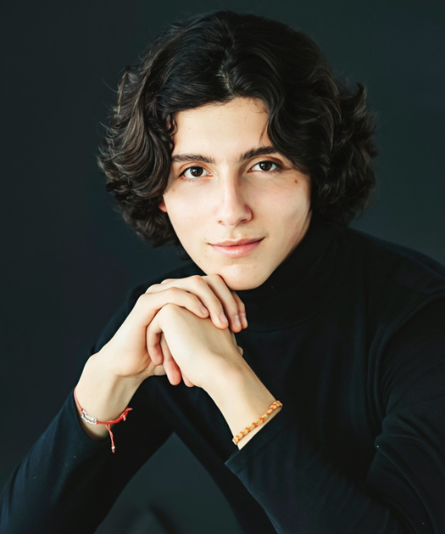 Alejandro Andres Alvarez Acuna Headshot