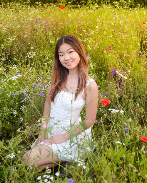 Flora Yang headshot